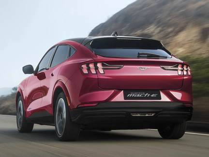 Tự Do Khám Phá Cùng Với Ford Mustang Mach-E