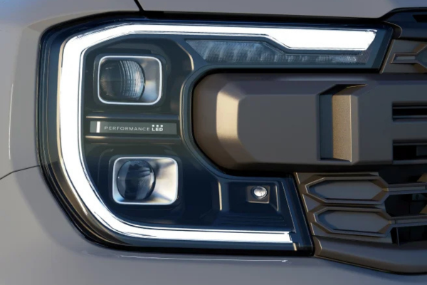 Thiết kế đầu xe đặc trưng