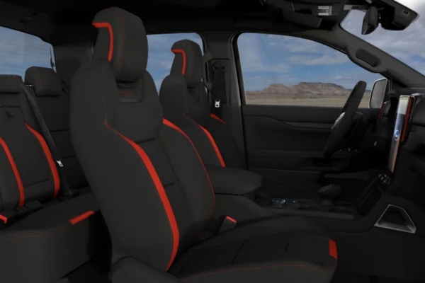 Ghế ngồi theo phong cách thiết kế Ford Performance