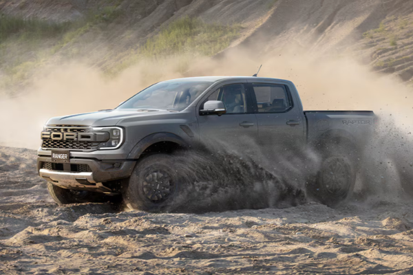 Hệ thống giảm xóc FOX 2.5&rdquo;