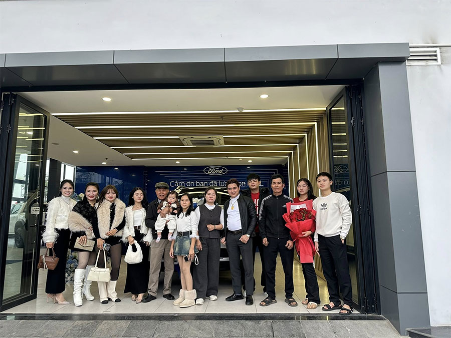 Ford Ranger tại Vinh Ford